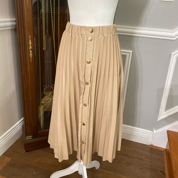 Byinns Button Down Ruffle A-Line skirt - Picture 1 of 4